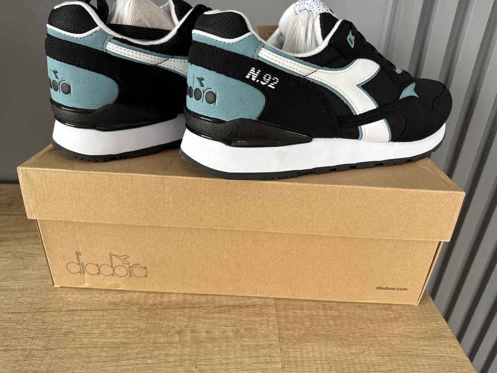 Diadora оригинал размер 43-27,5 см