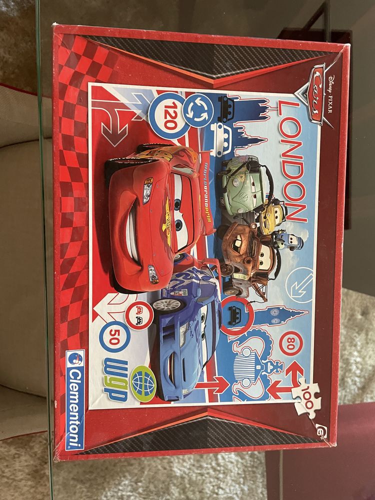 Vendo puzzle Cars de 100 peças