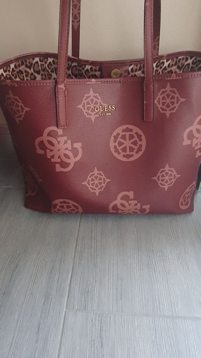 Duża torba shopper Guess