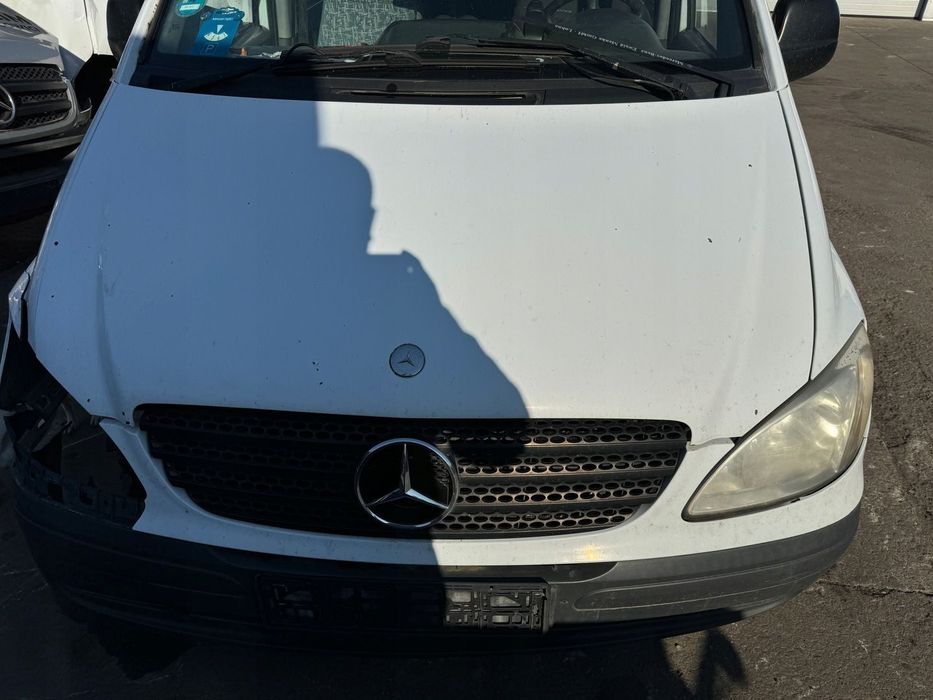 Vito 2,2 CDI W639 przód kompletny lewa strona