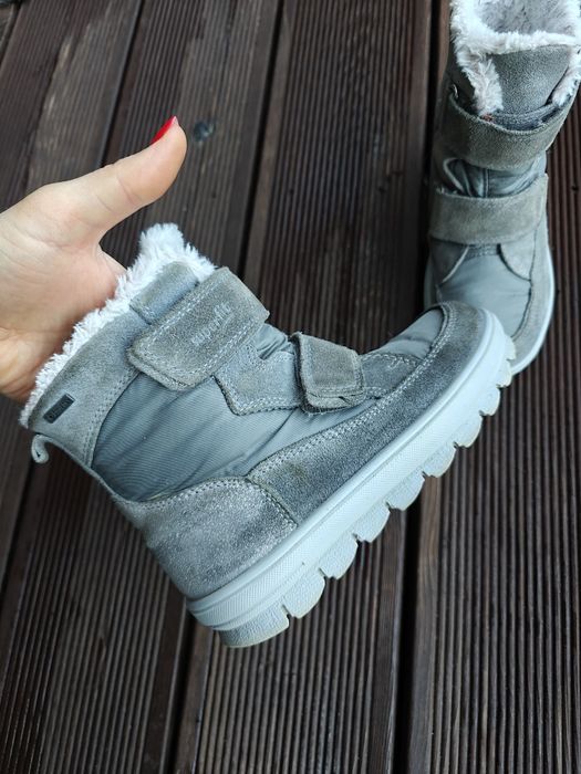 Buty zimowe  trzewiki kozaki superfit rozmiar 31