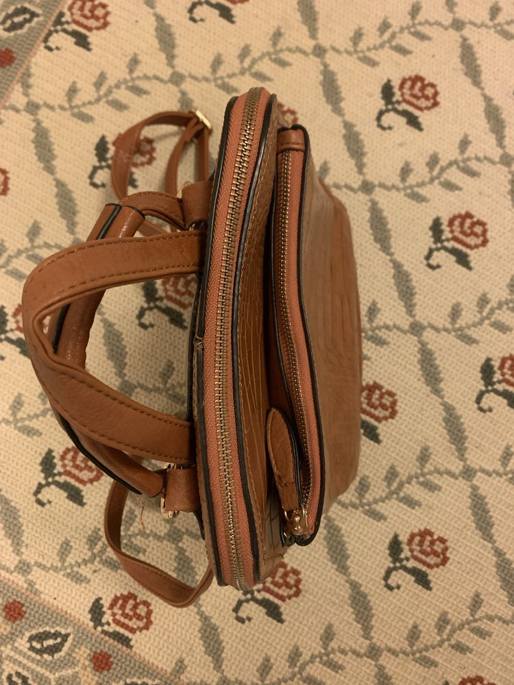 Mochila/carteira senhora