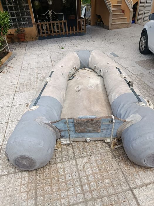 Barco não tem motor