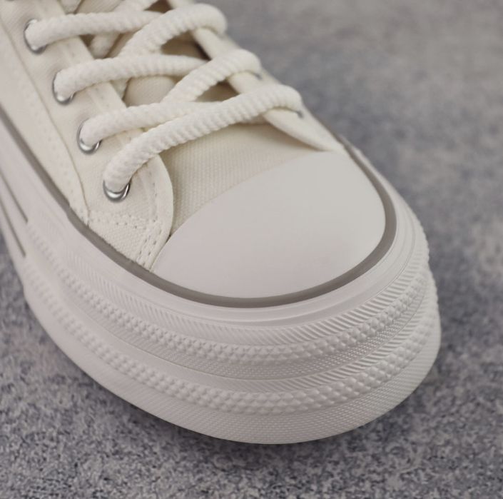 Кеди жіночі (молочні)