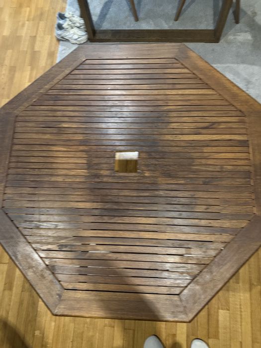 Mesa Jardim Hexagonal de Jardim está como nova. A medida é, 1,10 metro