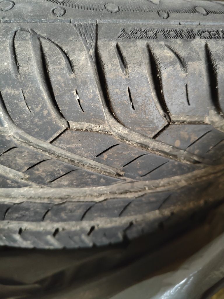 Opony 175/70 R14 uniroyal rainexpert 3