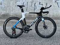 Bicicleta TT/Triatlo Factor Slick Dura Ace Di2 / Ceramicspeed