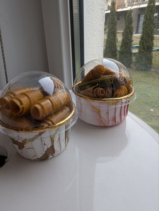 Pastyla, cukierki owocowe w kubeczku, Rollsy