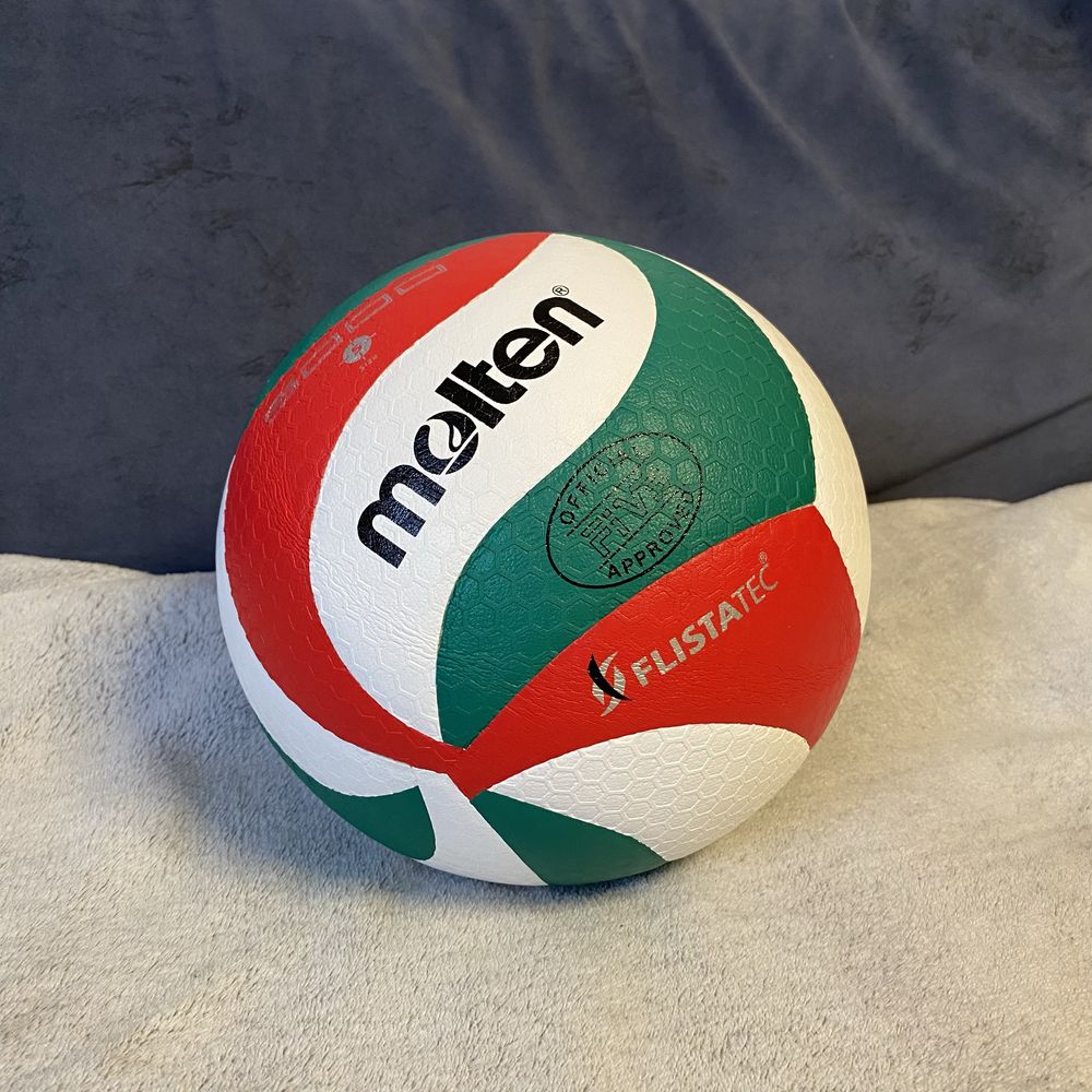 Волейбольний мяч Molten 5000 mikasa made in thailand новий