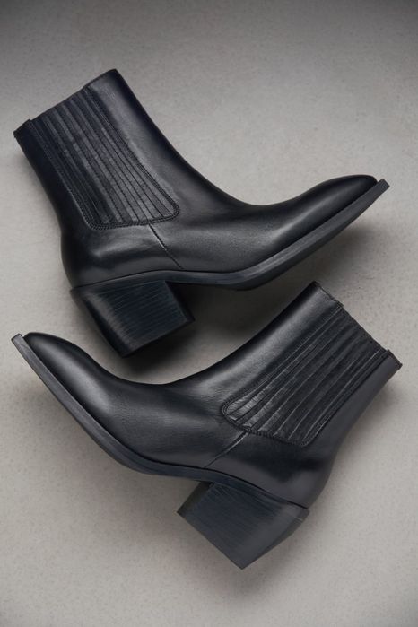 Козаки estro , 39 розмір