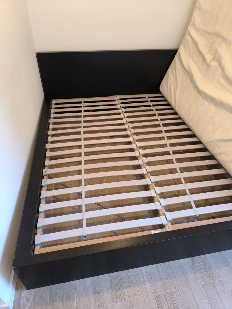 Cama de casal 200x160