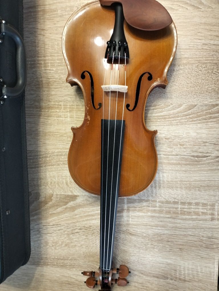 Skrzypce.     4/4
