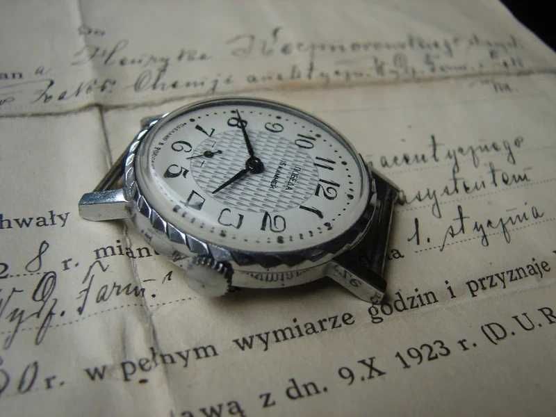 Pobieda - stary zegarek , ładny model