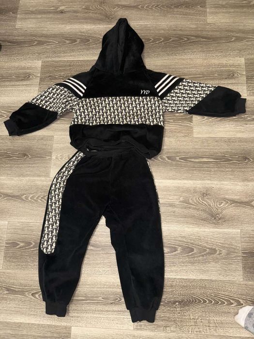 теплый спортивный костюм