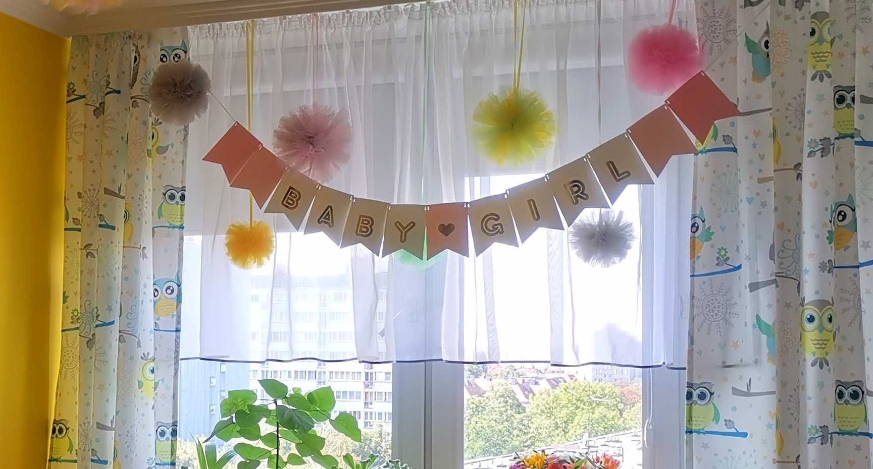 Girlanda baby girl i tiulowe pompony, baby shower, narodziny dziecka