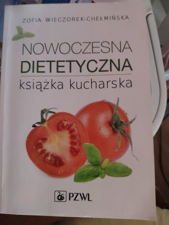 Nowoczesna dietetyczna książka kucharska PZWL