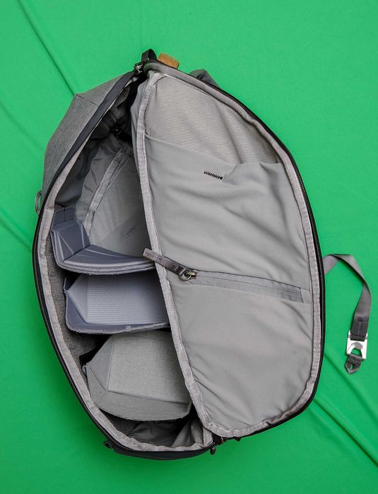 Foto Plecak Peak Design Everyday  20L Zip – popielaty