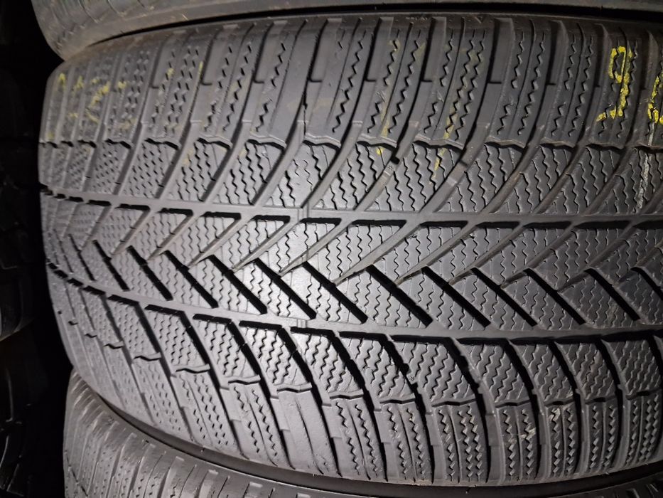 255/40 19 Bridgestone blizzak LM 005 зимняя резина