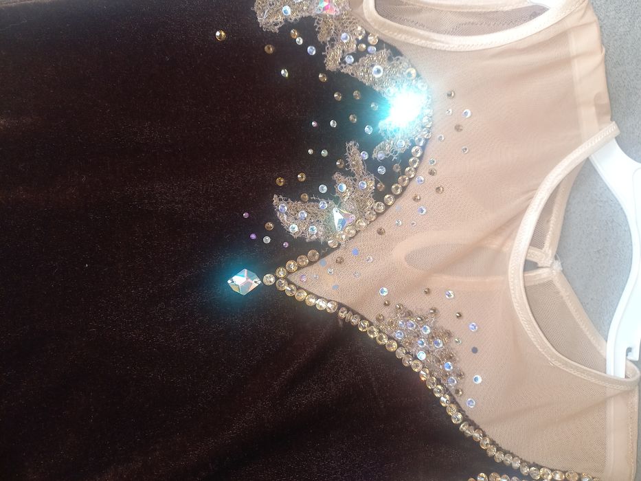 Купальник  для художественной гимнастики