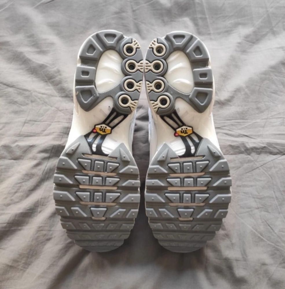 Nike tn białe rozmiar 37