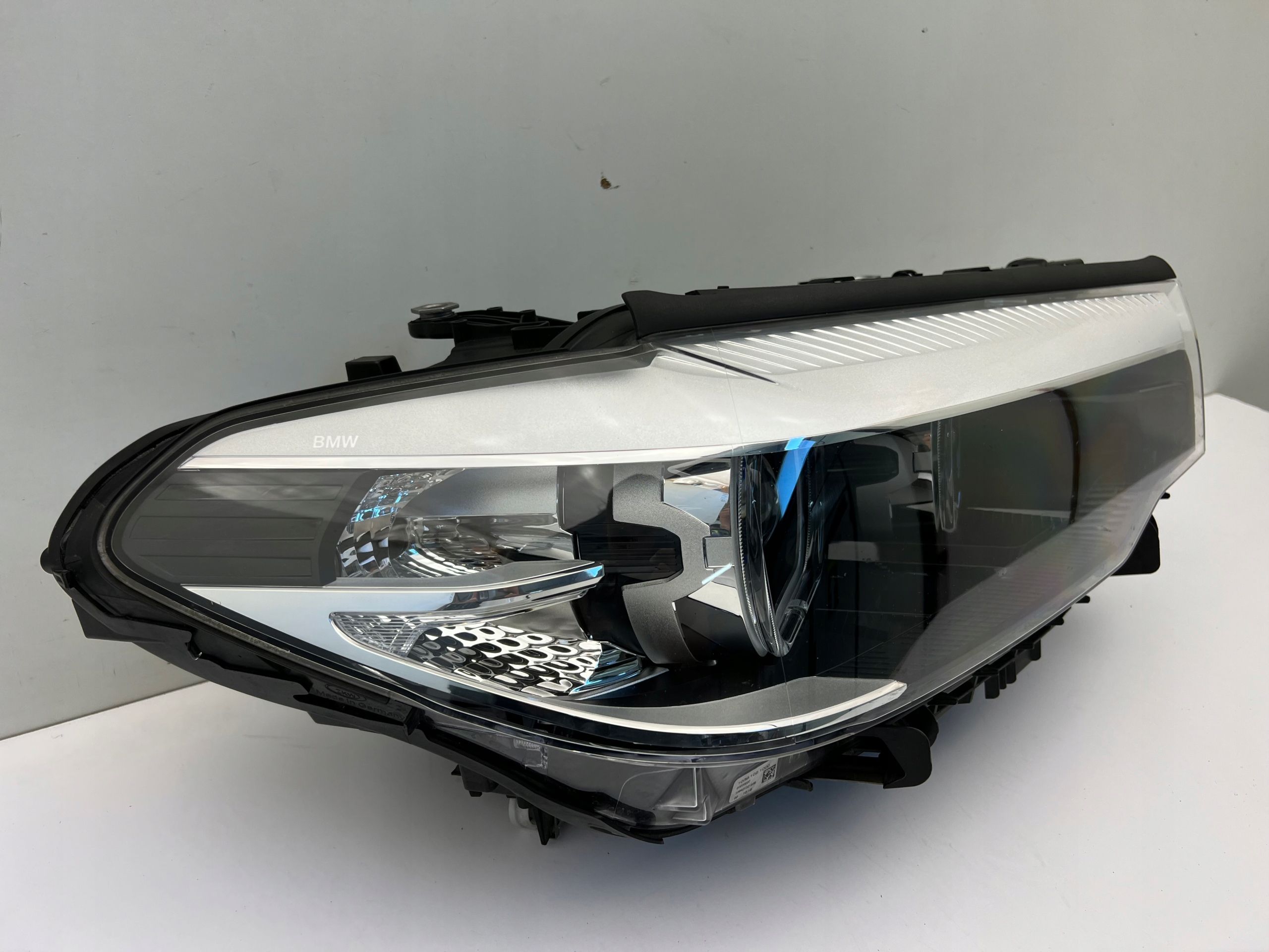 BMW 5 G30 G31 Lampa Przednia Prawa Full Led 17