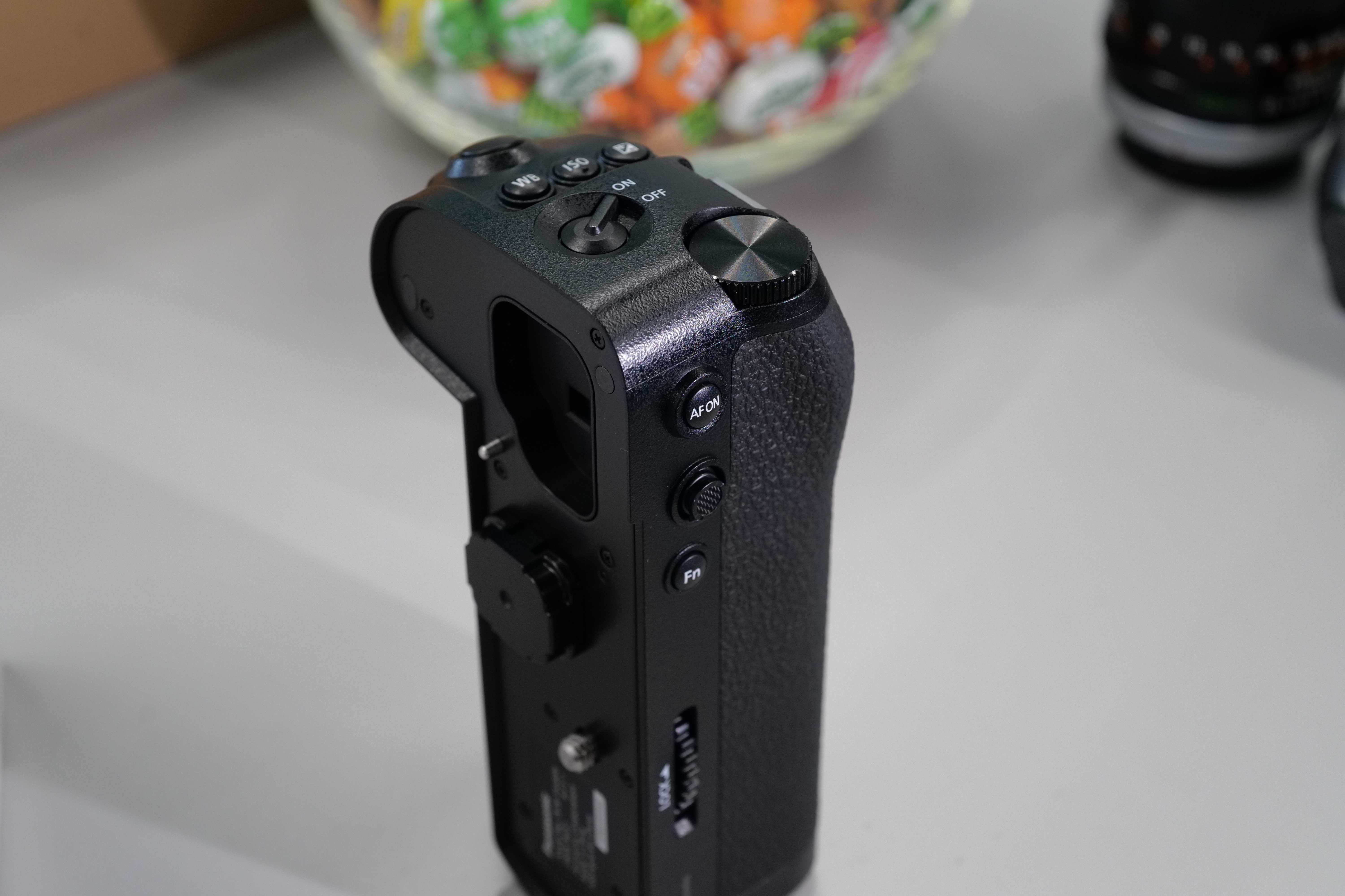 Батарейний блок Panasonic DMW-BGS1 для Panasonic Lumix S1/S1R