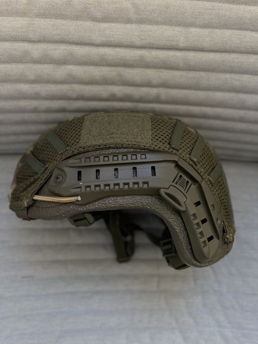 Шолом новий розмір L