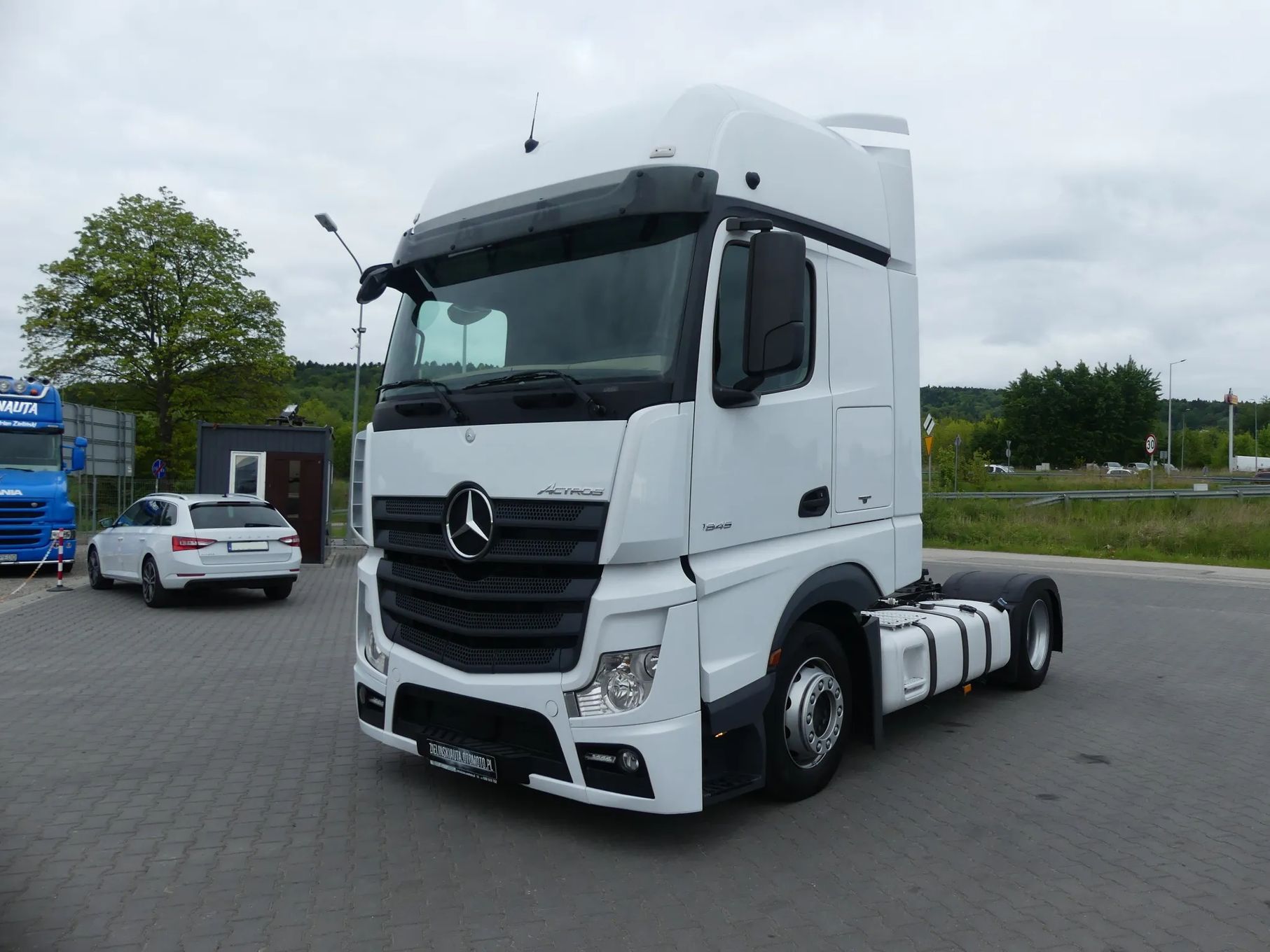 Mercedes-Benz ACTROS 1845 / EURO 6 / LOW DECK / GIGA SPACE / AUTOMAT /
