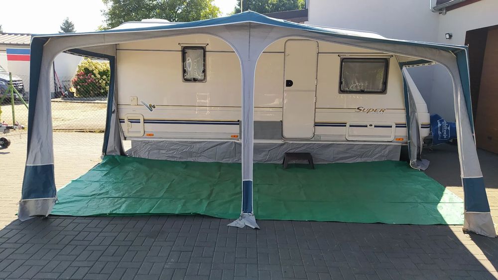 sprite 490  solar przedsionek 4-5 osób zarejestrowana wc tv prysznic