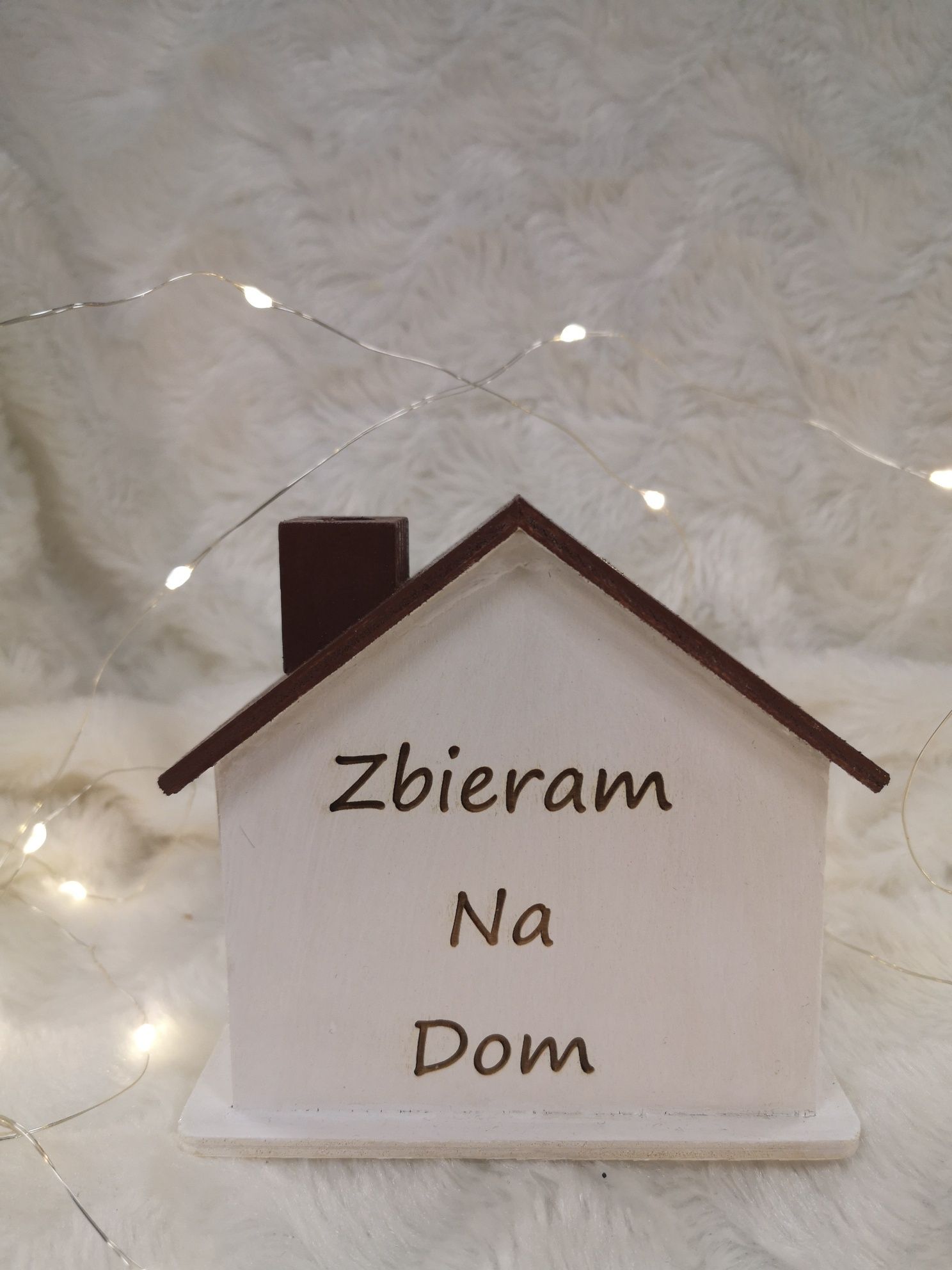 Skarbonka dom z grawerem