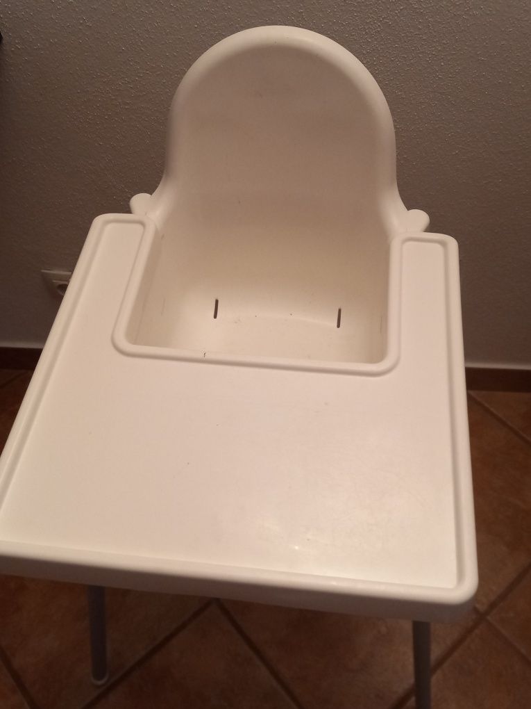 Cadeira de alimentação criança IKEA