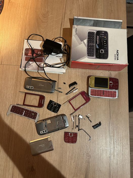 Nokia E75 + części, oryginalne pudełko, ładowarka