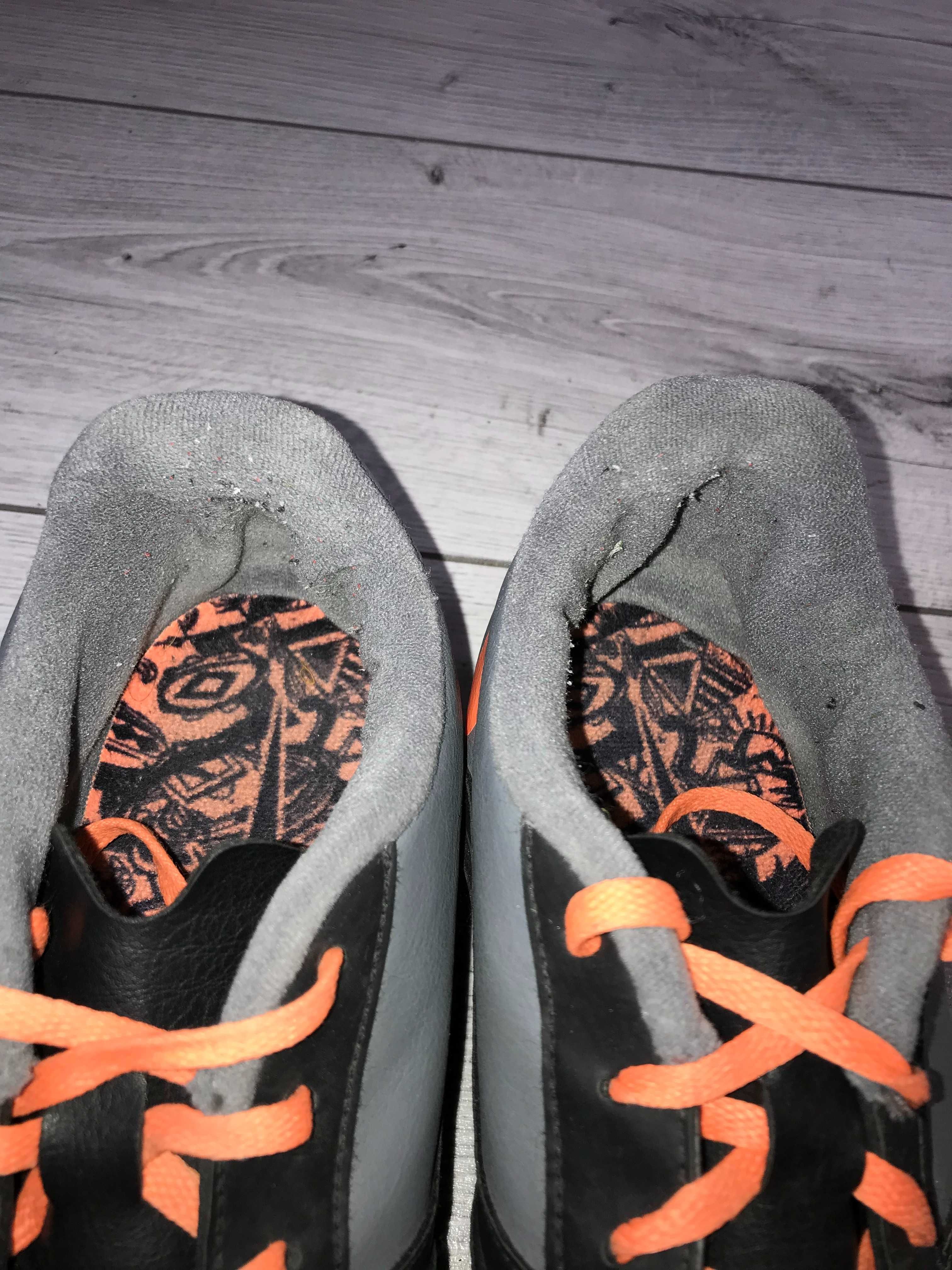 Buty turfy Nike Bomba rozm. 44,5