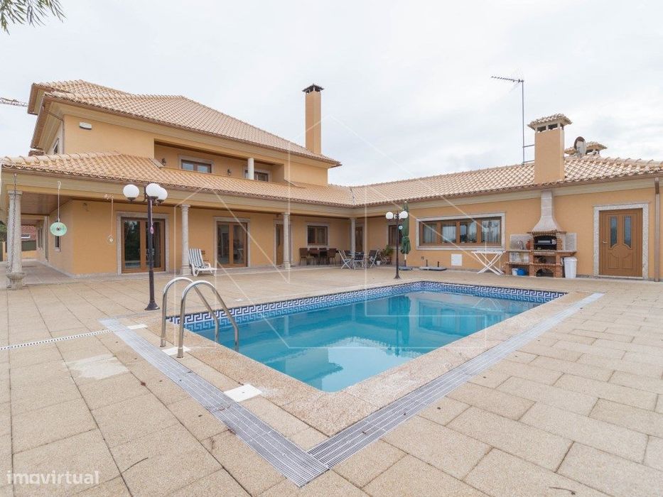 Fantástica Moradia T6 em Barcouço