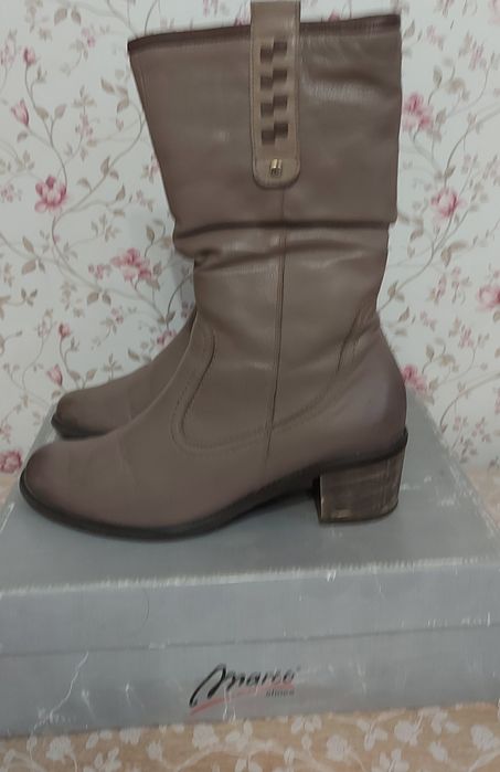 Сапоги женские, натуральная кожа кожа 40-41  размер
