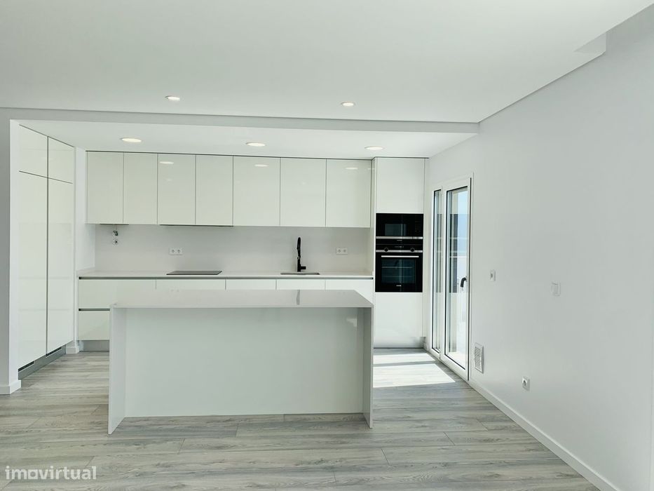 Apartamento T2 em construção - Montijo