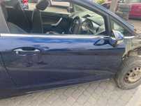 Ford Fiesta mk7 drzwi prawe przednie B9