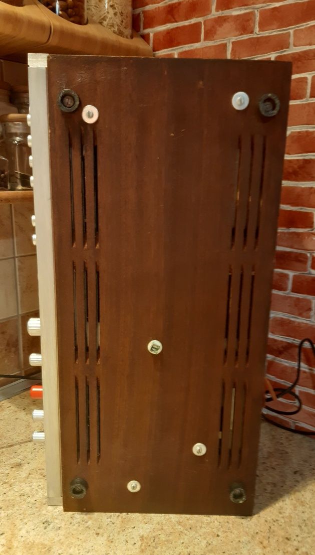 Diora Elizabeth DSH-102 radio