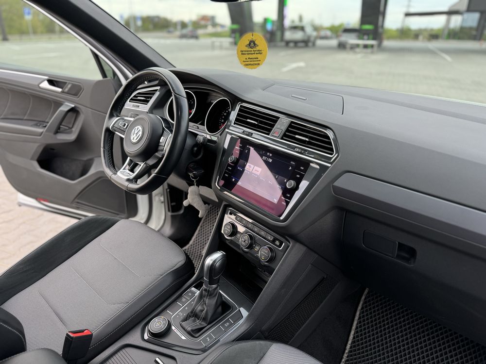 Продам Volkswagen Tiguan R-line 2019 года