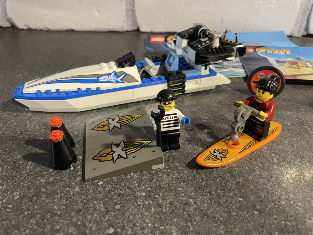 Lego Island Xtreme stunts 6737, 6734