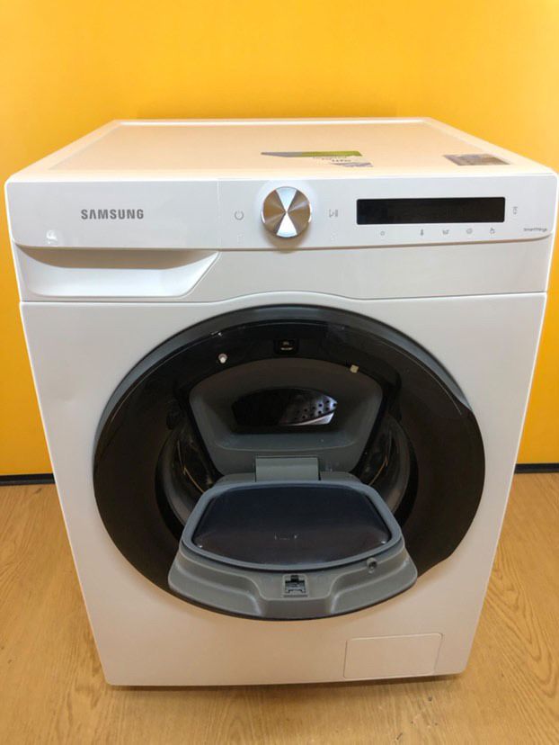 Пральна машина Samsung на 8 кг з дозагрузкою WW8ET554AAW