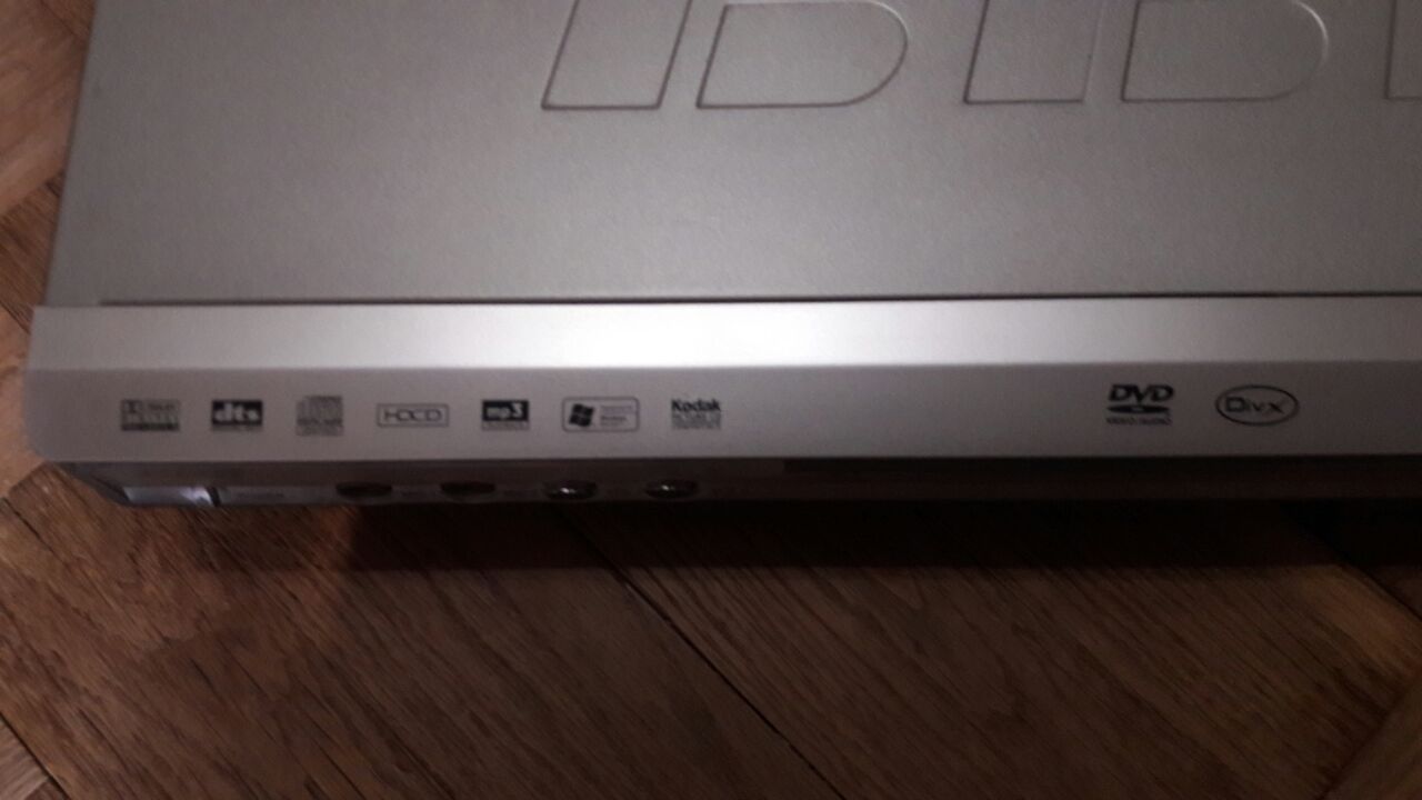 DVD плеєр BBK DV721SI програвач компакт дисків