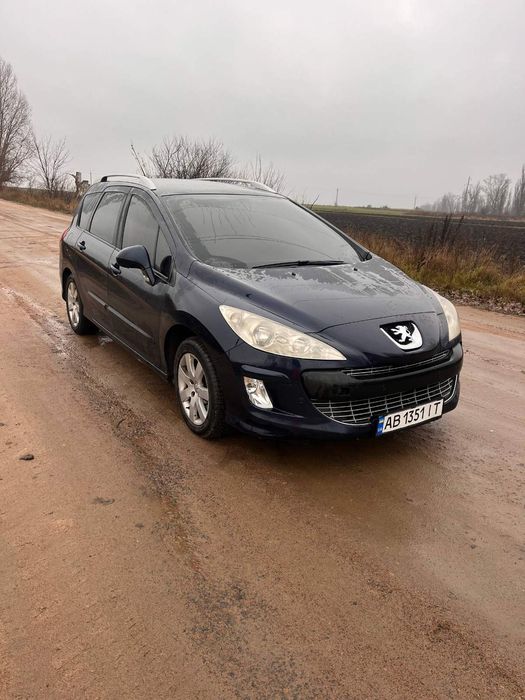 Peugeot 308 SW. 1,6 дизель