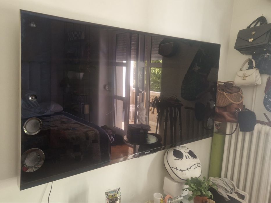 SMART TV Sony Bravia 65” (IMA-112) — Câmara integrada e som premium