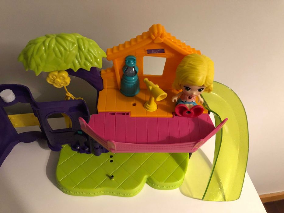 Conjunto Vtech Boneca EVa - Casa da árvore / Clínica veterinária