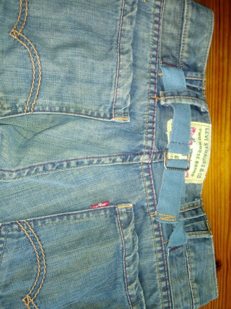 Spodnie, spodenki, jeansy marki Levis