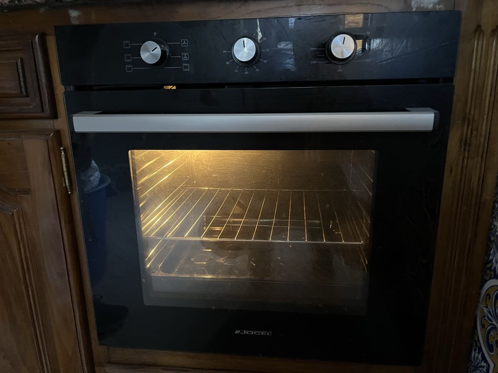 Cozinha completa + Forno e Placa vitrocerâmica + Móvel de entrada
