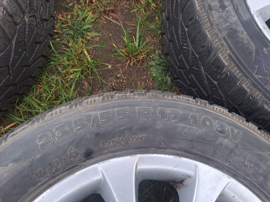 Alufelgi r17 z super oponami zimowymi 6mm 5x120 BMW XDRIVE