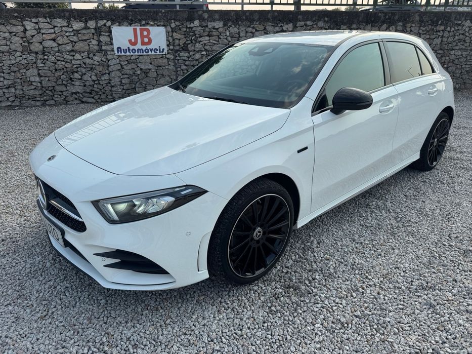 Mercedes-Benz A 250 e AMG Line
