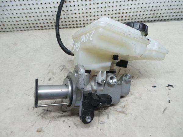 Bomba central dos travões VOLKSWAGEN Golf VII (5G1, BQ1, BE1, BE2)